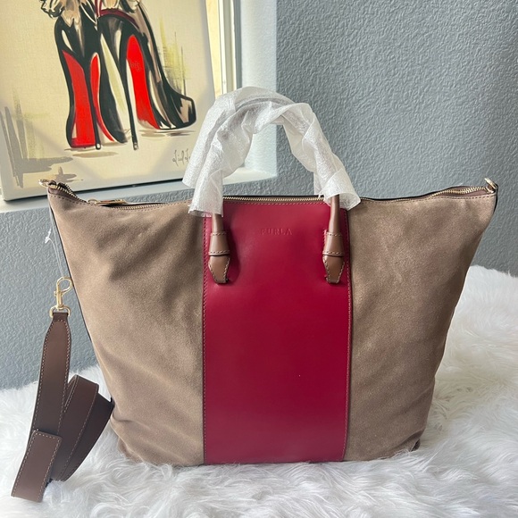 Elegant Red and Brown Women's Bag